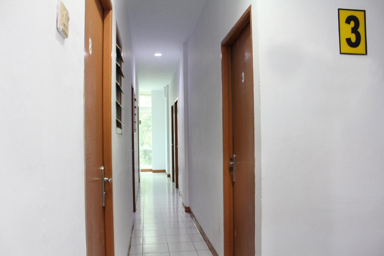 Oyo 176 Near Cideng Virgo Residence Jakarta Luaran gambar