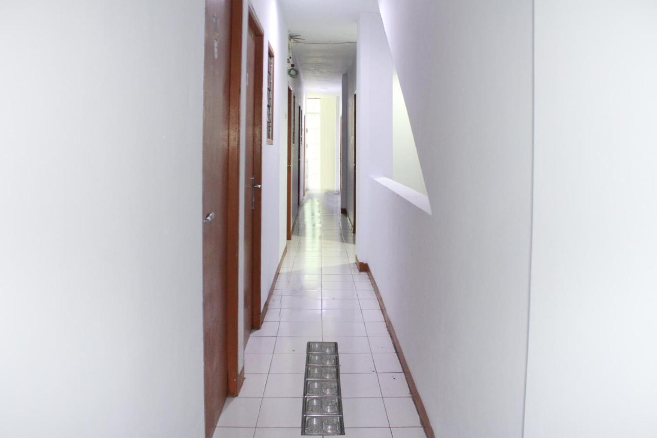 Oyo 176 Near Cideng Virgo Residence Jakarta Luaran gambar
